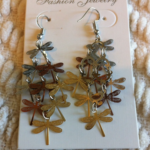 3/$15 Dragonfly Statement Earrings - Picture 8 of 11